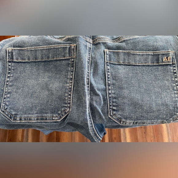 American Eagle flare jeans - Picture 5 of 5